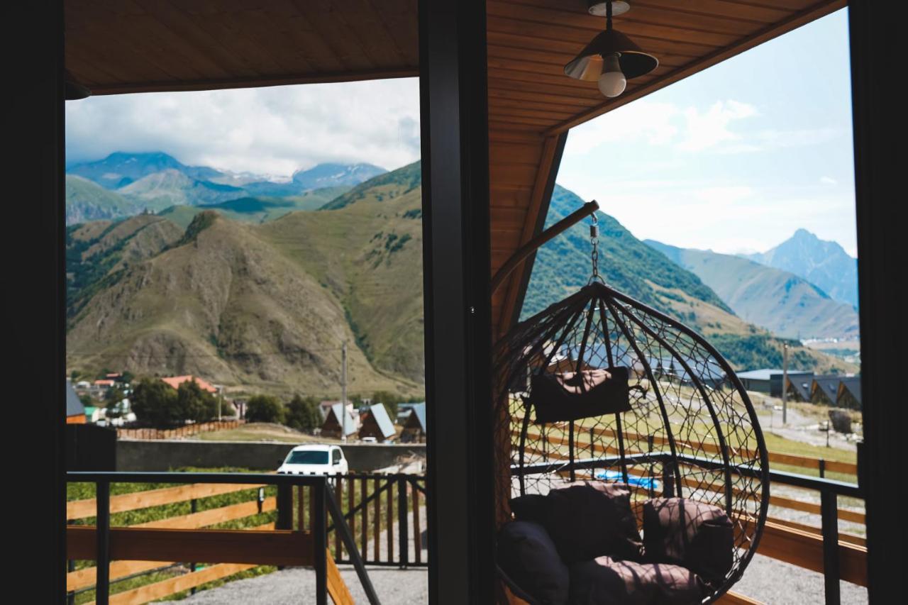 Lonely Mountain Villa Kazbegi Ngoại thất bức ảnh