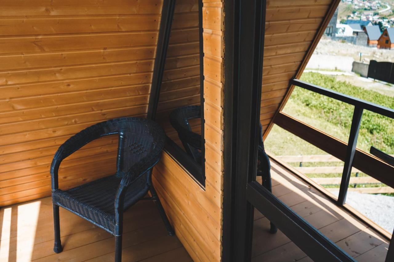 Lonely Mountain Villa Kazbegi Ngoại thất bức ảnh