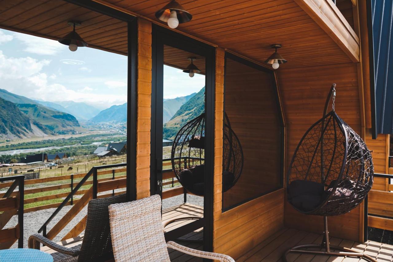 Lonely Mountain Villa Kazbegi Ngoại thất bức ảnh