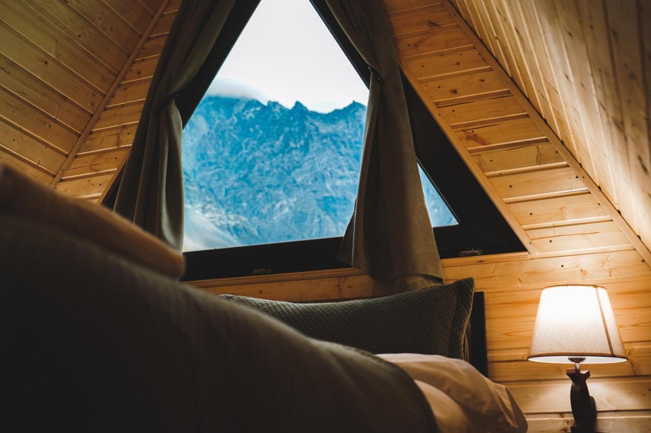 Lonely Mountain Villa Kazbegi Ngoại thất bức ảnh